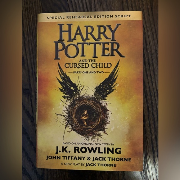 Harry Potter & the Cursed Child play script hard cover. - Picture 1 of 1